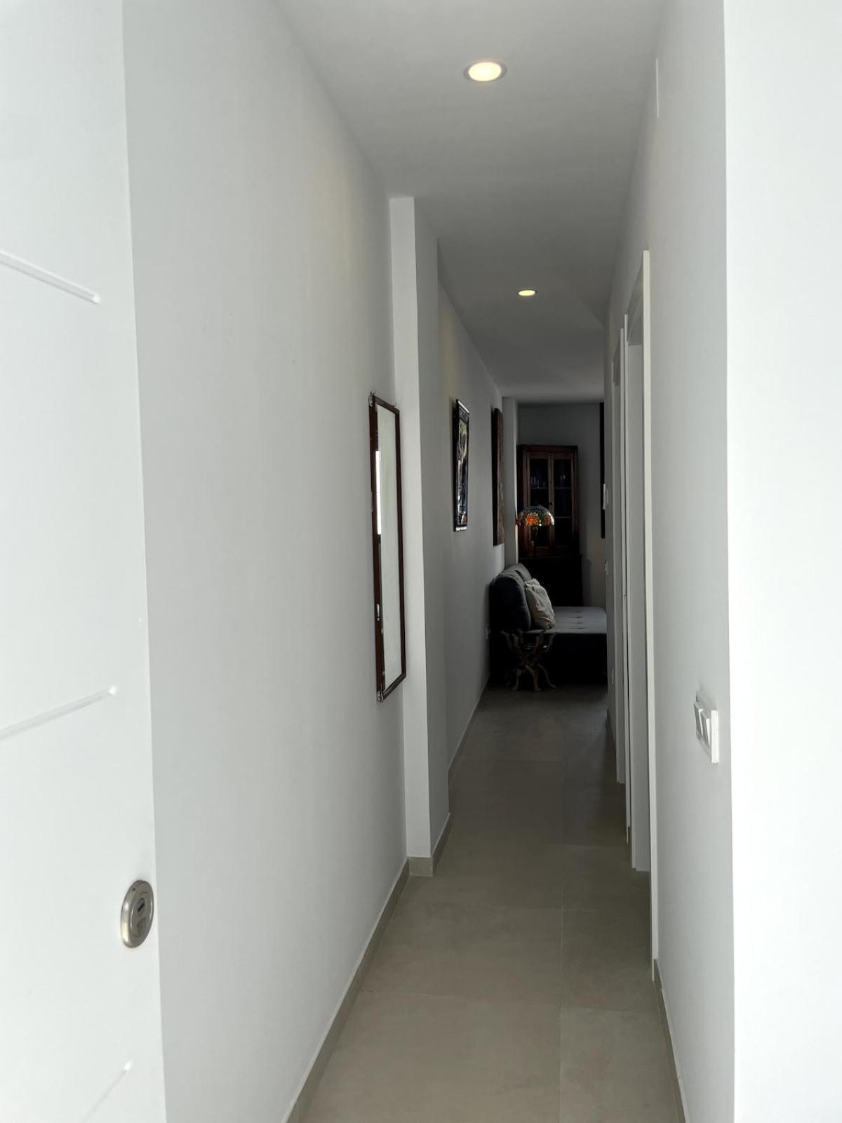 Appartement Elegant Apartment, Central, Pool And Parking